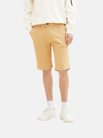 TOM TAILOR DENIM Slimfit Shorts in Beige: predná strana