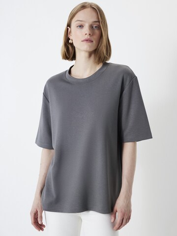 T-shirt Ipekyol en gris : devant