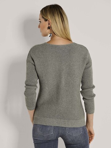 MADELEINE Pullover in Grün
