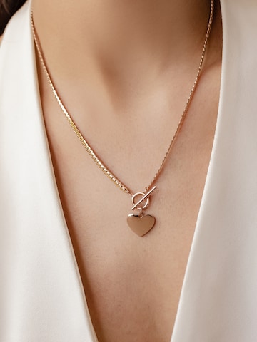 Hey Happiness - Cadena 'Romance' en oro: frente