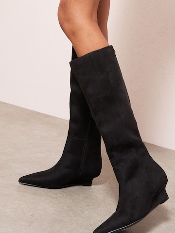 Friends Like These - Bota em preto