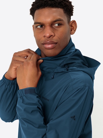 VAUDE Outdoor jacket 'M Escape Light J' in Green