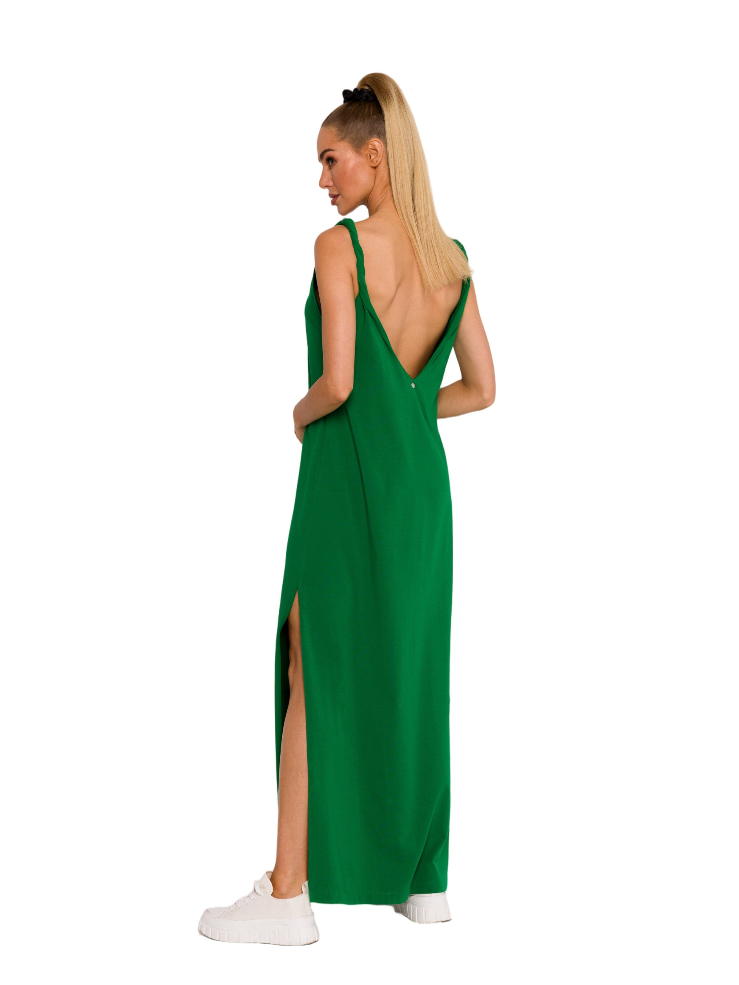 Rochie de la made of emotion pe verde