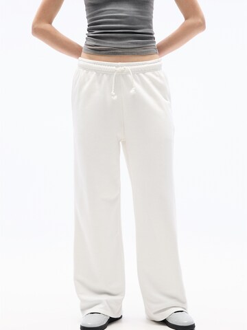 Wide Leg Pantalon Pull&Bear en gris : devant