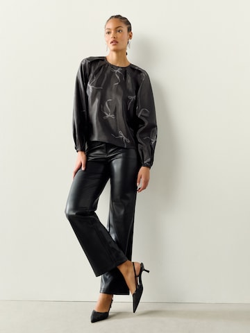 Next Bluse in Schwarz