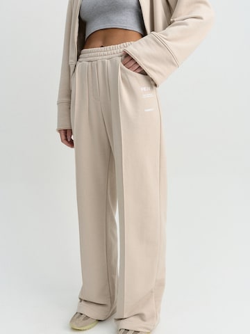 FEMSSY Loose fit Trousers 'SPODNIE DRESOWE FLOW TAUPE' in Beige: front