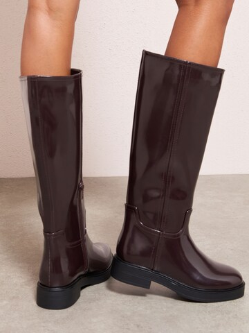 Friends Like These Сапоги в Красный