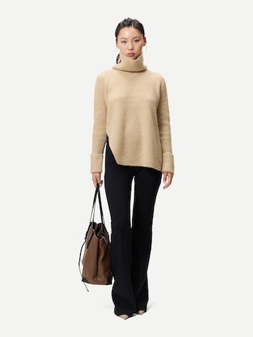 GOBI Cashmere Tröja 'Cashmere Sweater with Detachable Collar' i beige