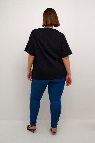 KAFFE CURVE - Blusa 'Paula' en negro