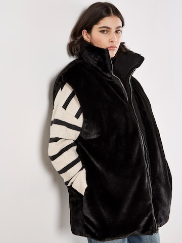 Apricot Costume jacket ' ' in Black