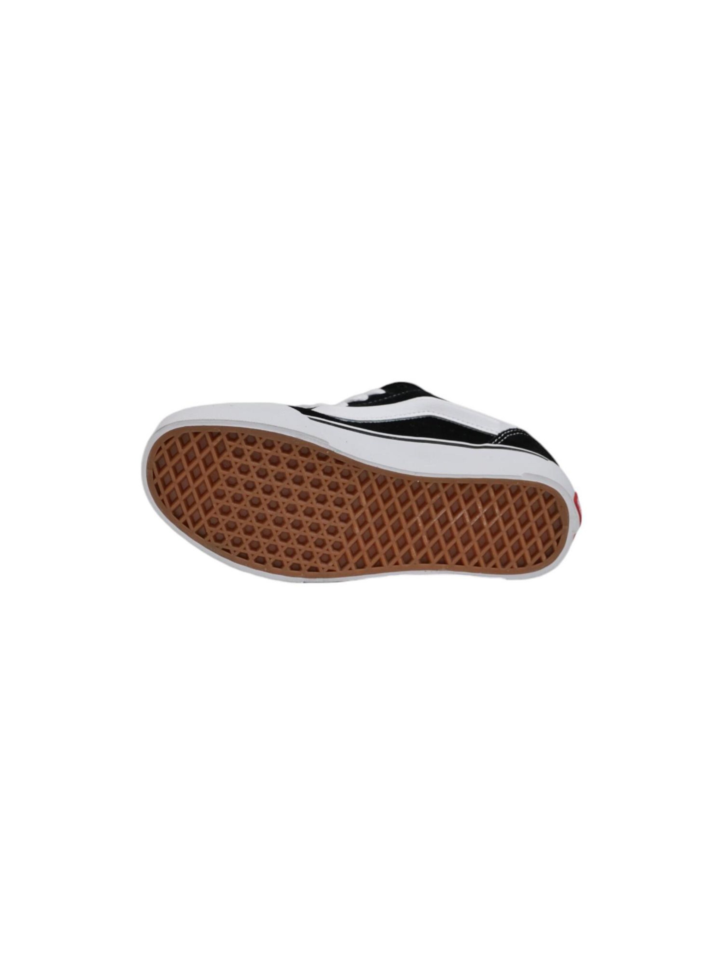 Sneaker bassa 'Knu Skool Unisex VN0009QC6BT1' di VANS in nero