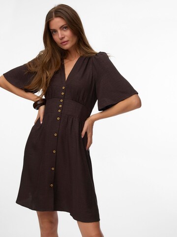 VERO MODA Shirt dress 'VMMelaney' in Brown: front