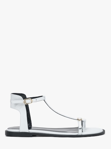 Estro Sandaler '48-105-1' i hvid: forside