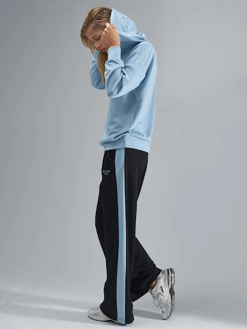 Hiccup Sweat suit in Blue