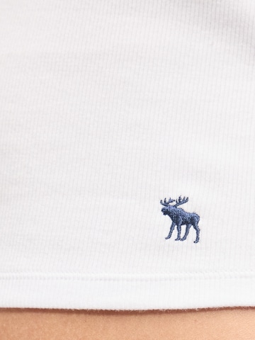 Tricou de la Abercrombie & Fitch pe alb