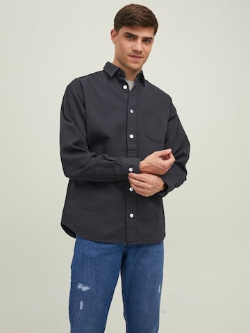 JACK & JONES Comfort fit Button Up Shirt in Black: front