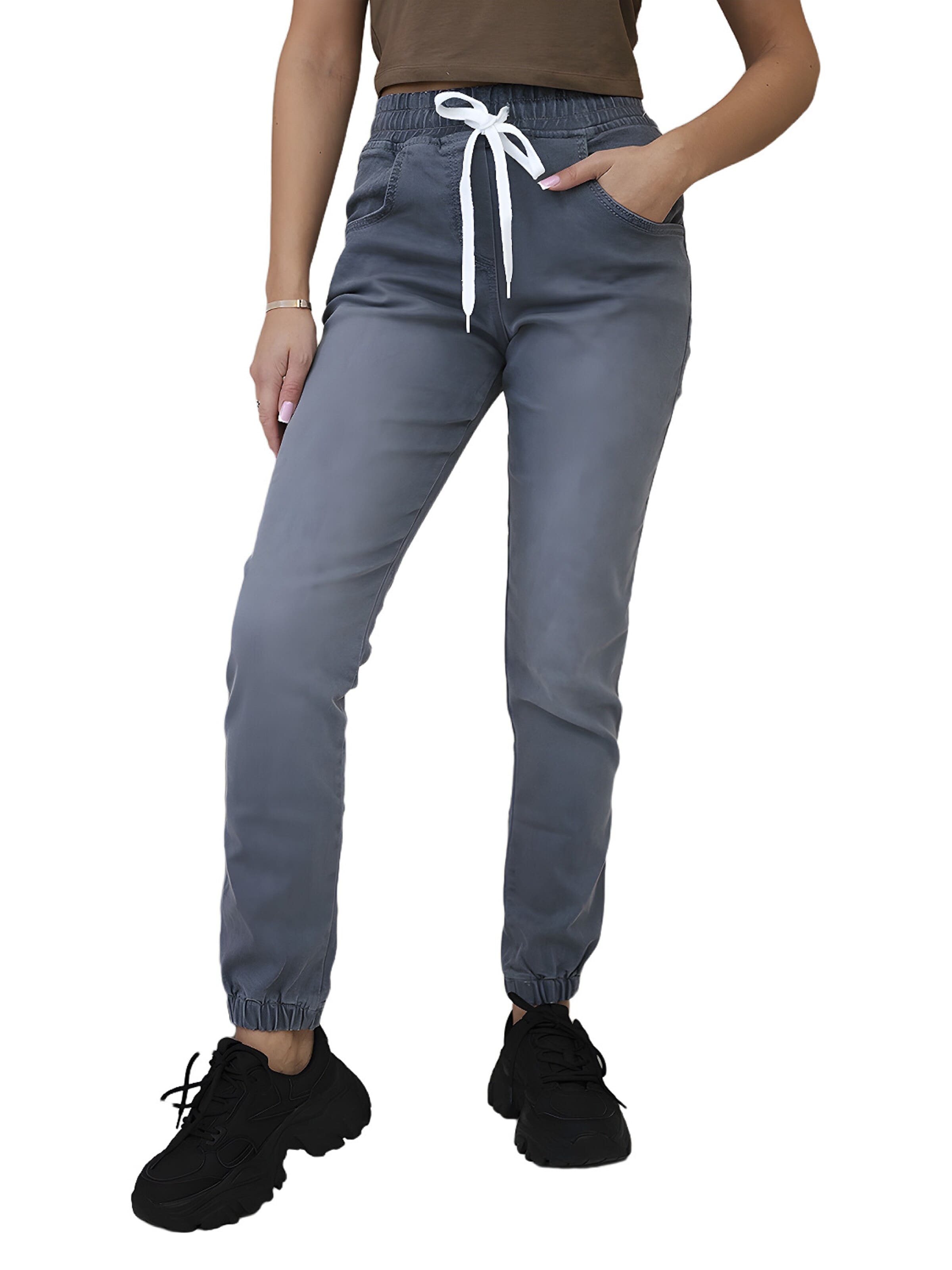 Lumera Broek in Grijs