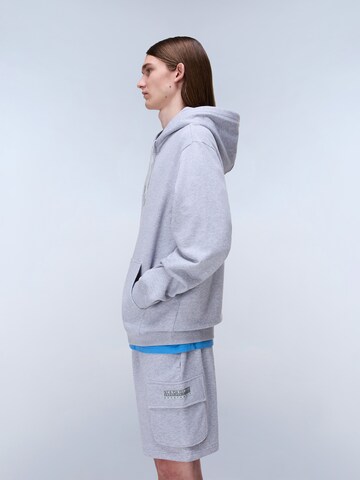 Pulover 'B-BOX LOGO H 1' de la NAPAPIJRI pe alb