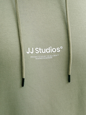 Jack & Jones Plus Sweatshirt 'JJESOHO' in Grün