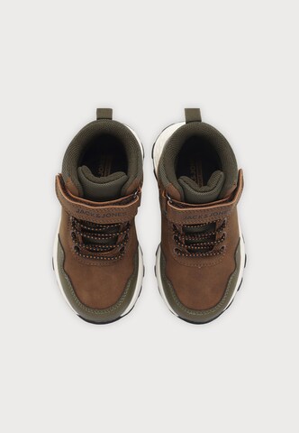 Cizme 'JFWTREK' de la Jack & Jones Junior pe verde