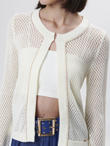 Cardigan ' Hole' Influencer en blanc