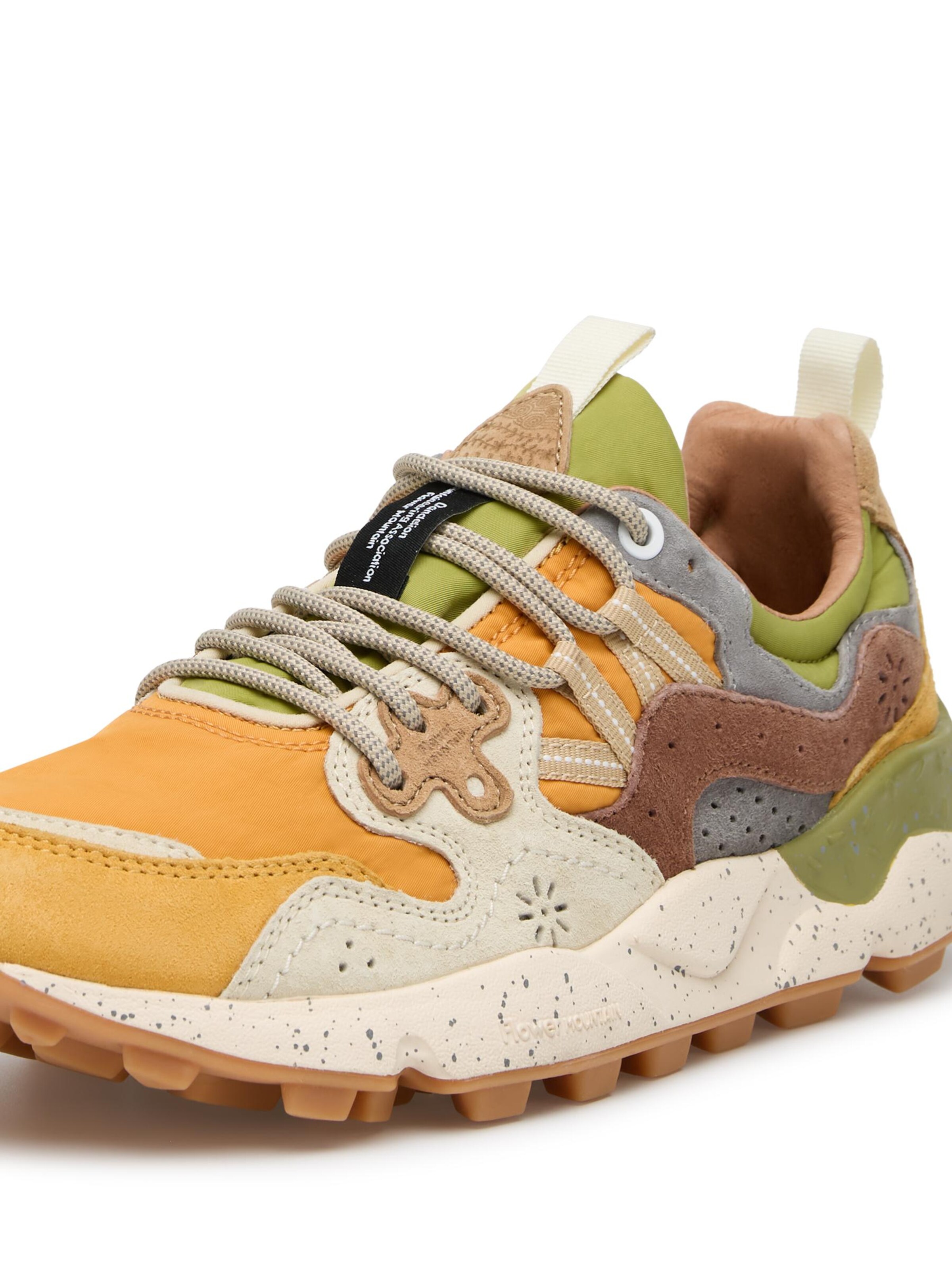 Baskets basses 'YAMANO 3 UNI' Flower Mountain en jaune