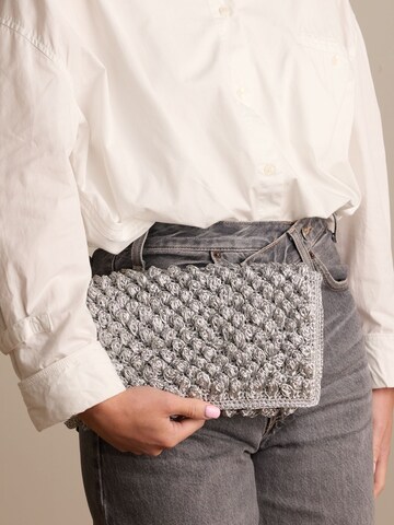 MANFIELD Clutch in Groen: voorkant