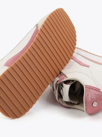 Lola Casademunt Низкие кроссовки в Белый