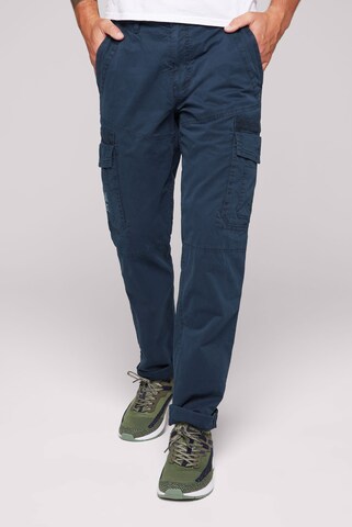 CAMP DAVID Loose fit Cargo Pants in Blue: front