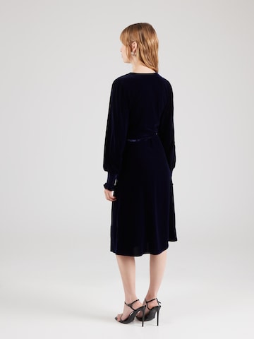 Robe 'Aomi' rosemunde en bleu
