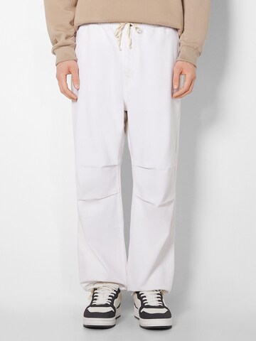 Loosefit Jean Bershka en blanc : devant