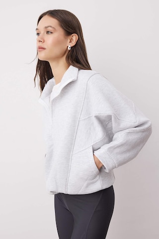 Veste de survêtement Trendyol en gris