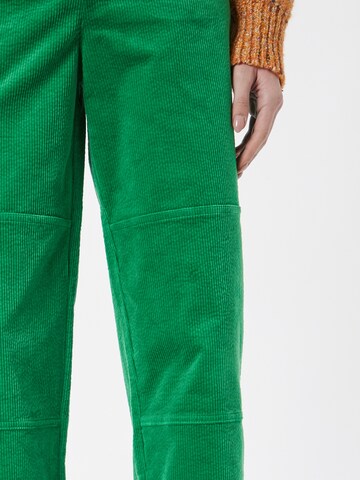 Samsøe Samsøe Regular Панталон в зелено