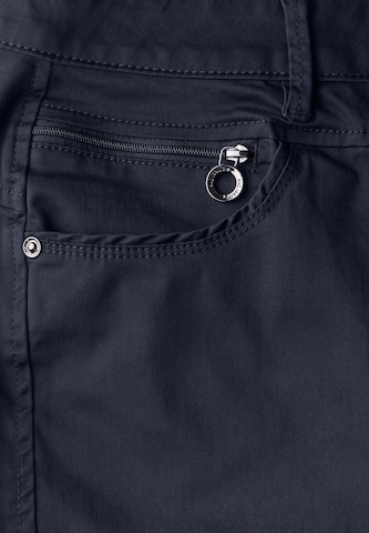 STREET ONE Slimfit Shorts 'Bermuda' in Blau