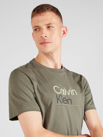 žalia Calvin Klein Marškinėliai
