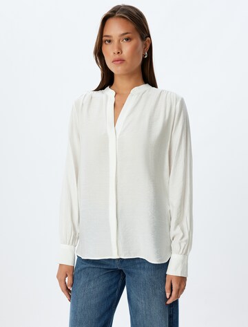 Koton Blouse in White: front