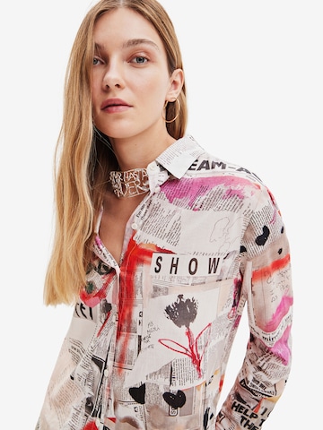 Desigual Μπλούζα σε μπεζ