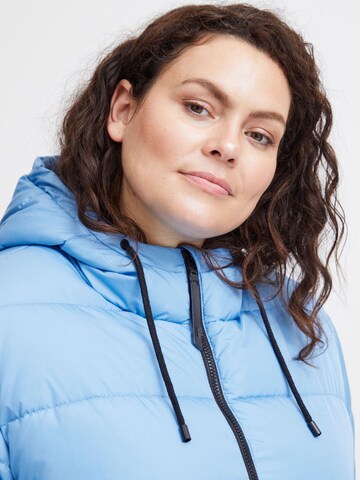 Fransa Curve - Abrigo de invierno 'Mabelle' en azul