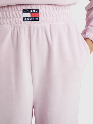 Effilé Pantalon Tommy Jeans en rose