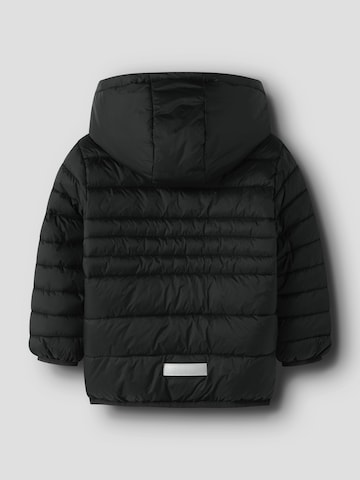 Geacă de primăvară-toamnă 'NMMMARBLE' de la NAME IT pe negru