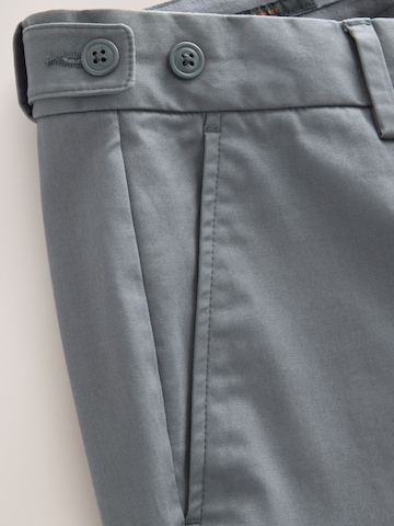 Coupe slim Pantalon chino Next en bleu