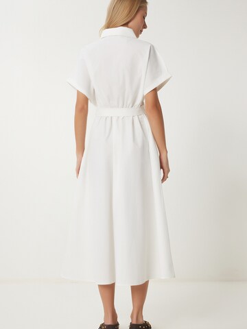 Happiness İstanbul Blusekjole i hvid