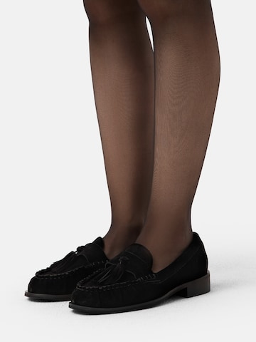 L37 HANDMADE SHOES Instappers 'HOLD ME CLOSE' in Zwart