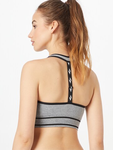 SKECHERS Bustier Sportmelltartók - szürke