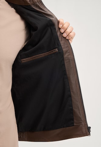 JOOP! Jeans Between-Season Jacket in Brown