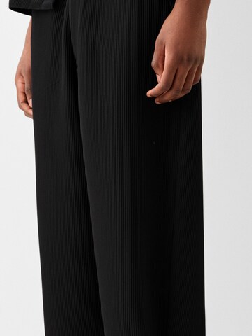 Bershka Wide leg Trousers in Black