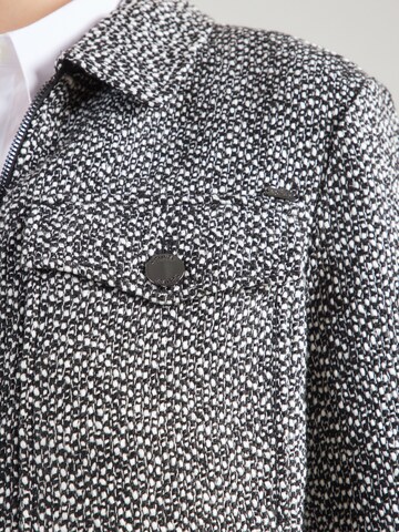 Geacă de primăvară-toamnă de la s.Oliver pe negru