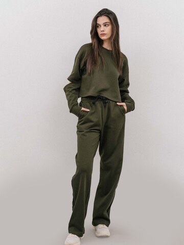 4TAILORS Μπλούζα φούτερ σε πράσινο