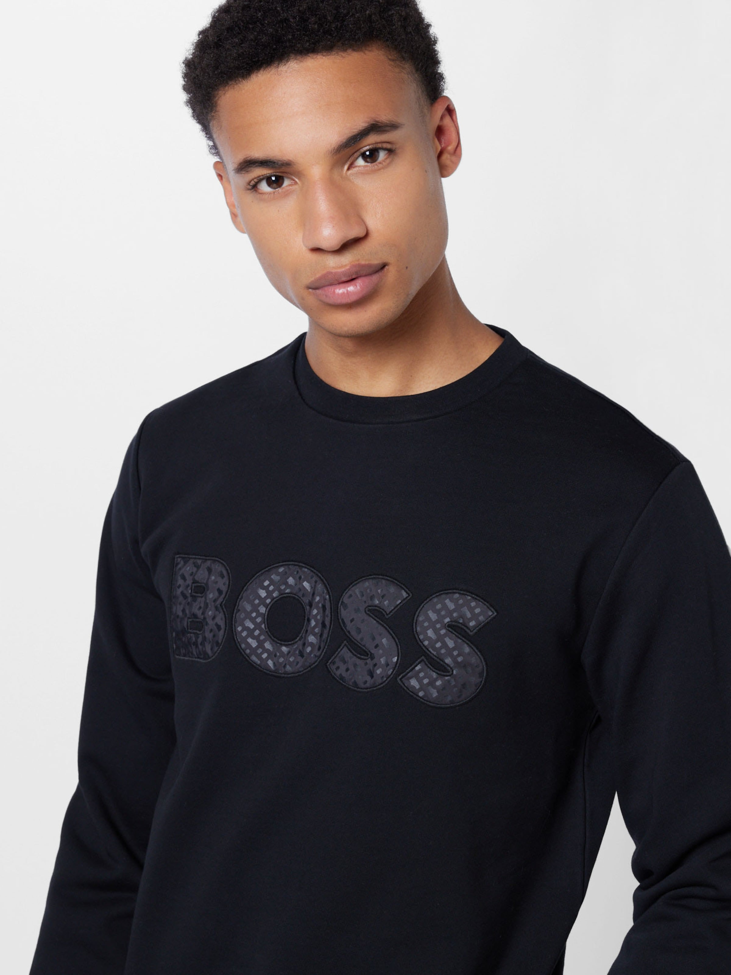 BOSS Black Sweatshirt Soleri 01 in Black ABOUT YOU