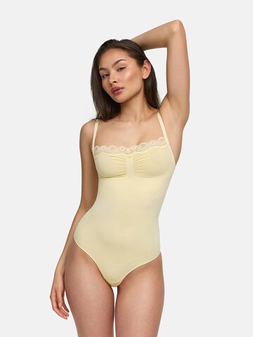 cfab Shapingbody 'Bodysuit Sculpting Shapewear mit Lace'‌‌‌‌‌‌‌‌ in Gelb: Vorderseite